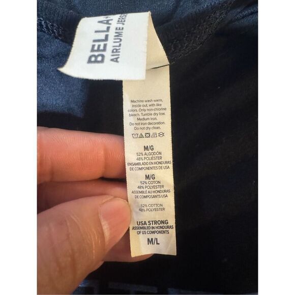 Bella canvas black crop short sleeve top ML - Picture 5 of 5